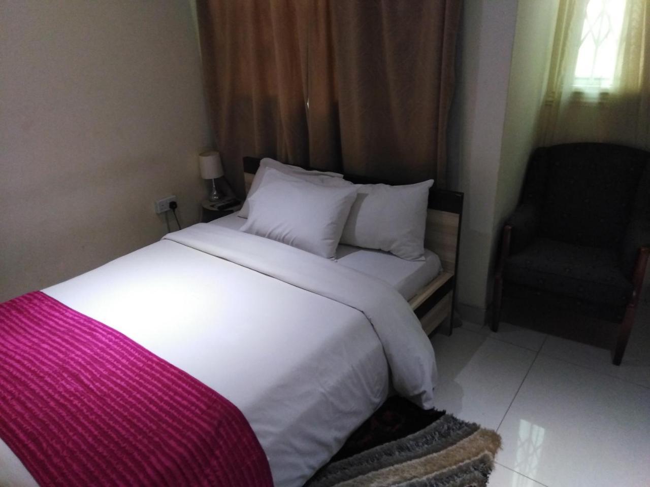 Jobyco Hotel Santeo Bagian luar foto